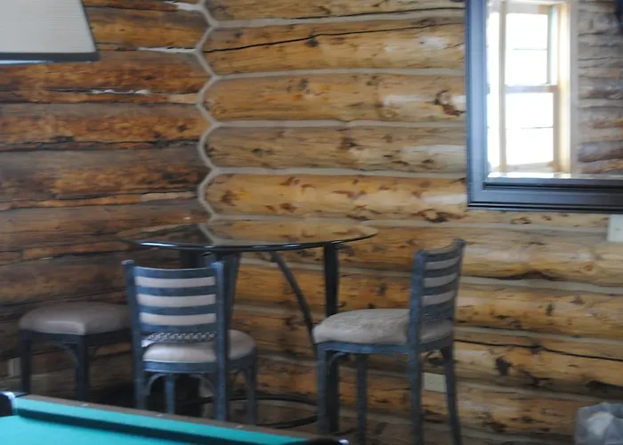 Medicine Bow Lodge *