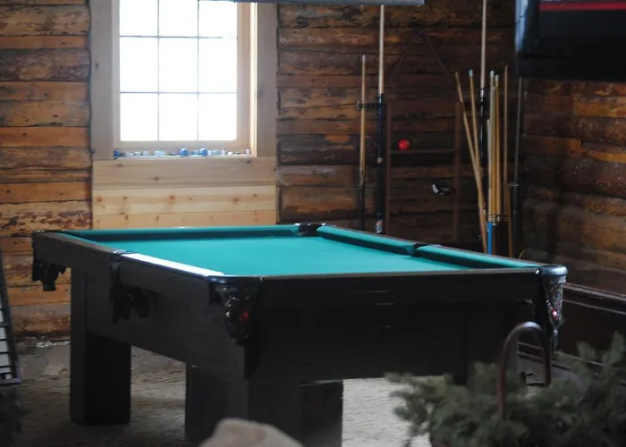Medicine Bow Lodge