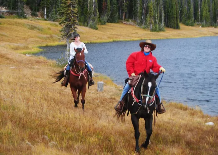 Lodge Medicine Bow Tenmile