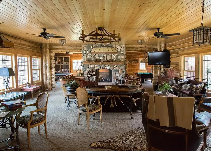 Lodge Medicine Bow *